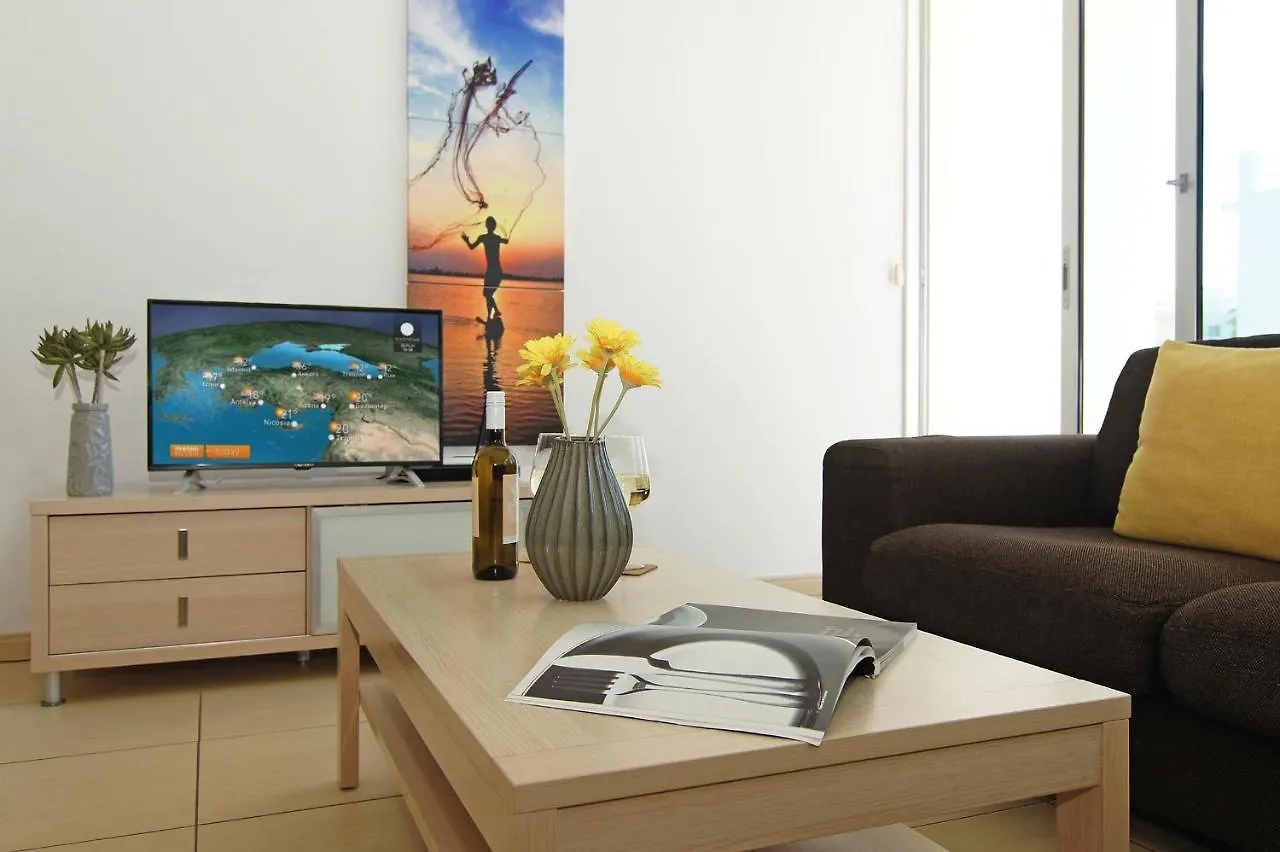 Calypso - Coralli Beachfront Apartment Protaras