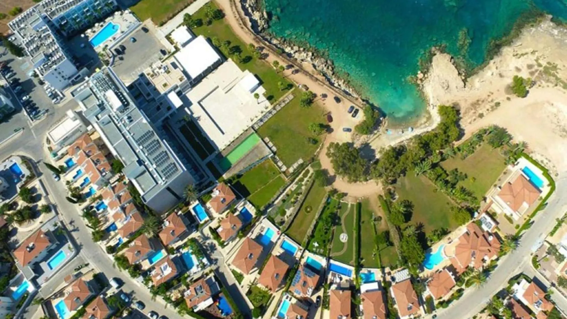 Calypso - Coralli Beachfront Apartment Protaras