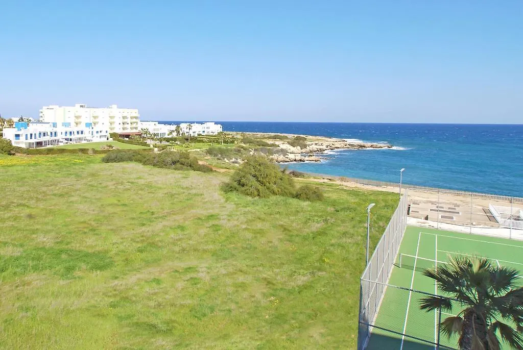 Calypso - Coralli Beachfront Apartment Protaras